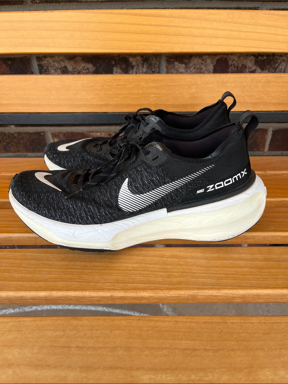 Nike ZoomX Running Shoes - Picture 2 of 10